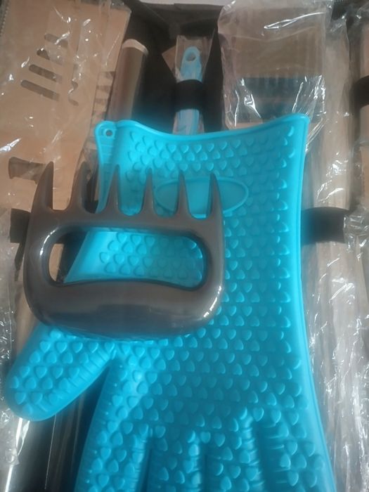 Сет за барбекю - чисто нов