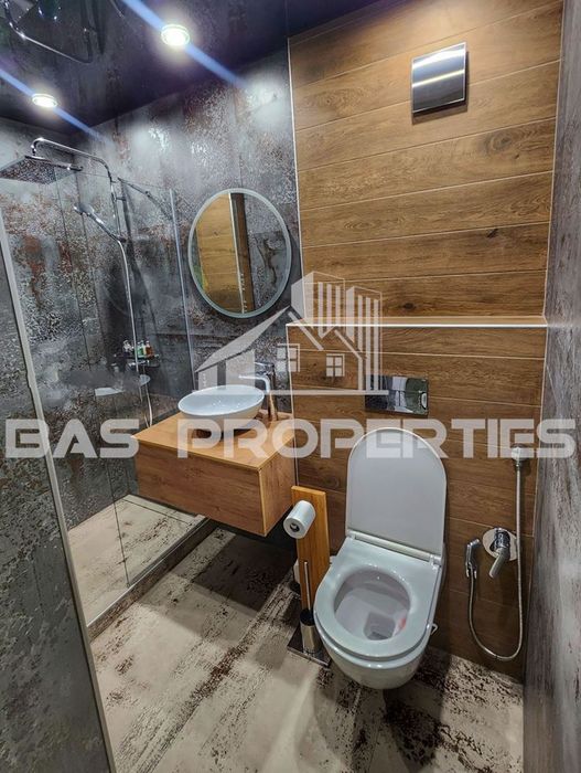 Дава се под наем Тристаен апартамент в София, Център - 90 кв.м за 1575 € - Снимка #11