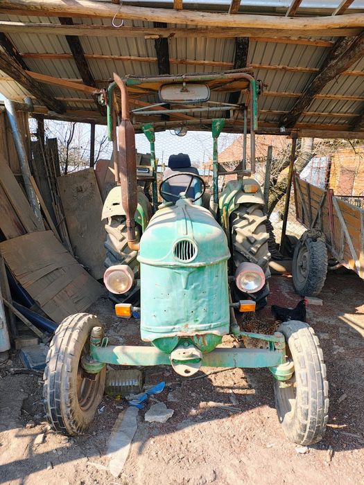 Vând tractor DEUTZ D30S