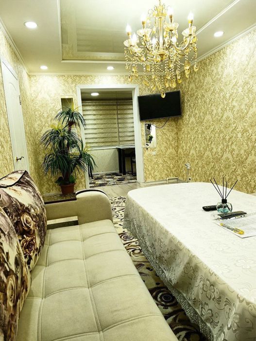 2х комнатная с мебелью и техникой в 8 микрорайоне