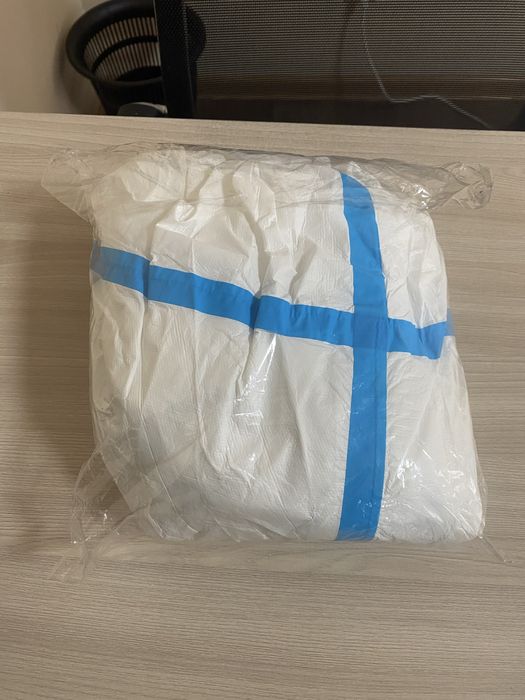 Продам комбинезоны по 200тг