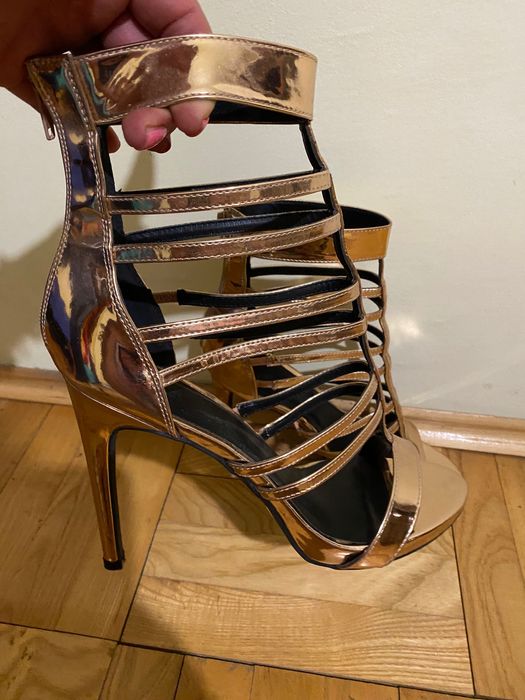 Нови сандали на ток,розово злато,ръчна изработка,10 н