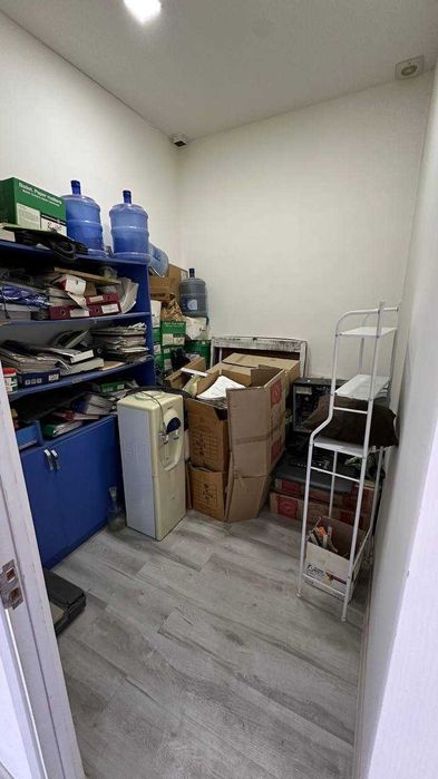 Ofis arenda 129kvadrat Parekntskiy Bozor Golden house 8etaj/8qavat