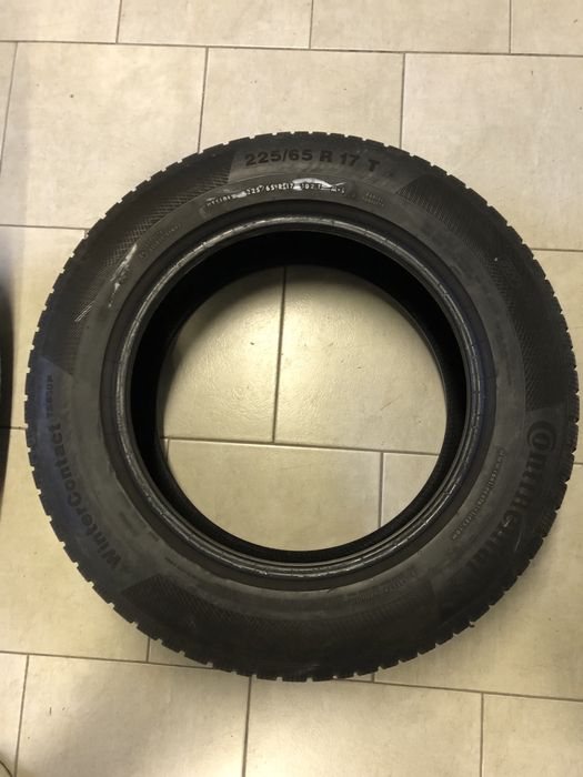 4 бр. зимни гуми 225/65/17 Cotinental WinterContact