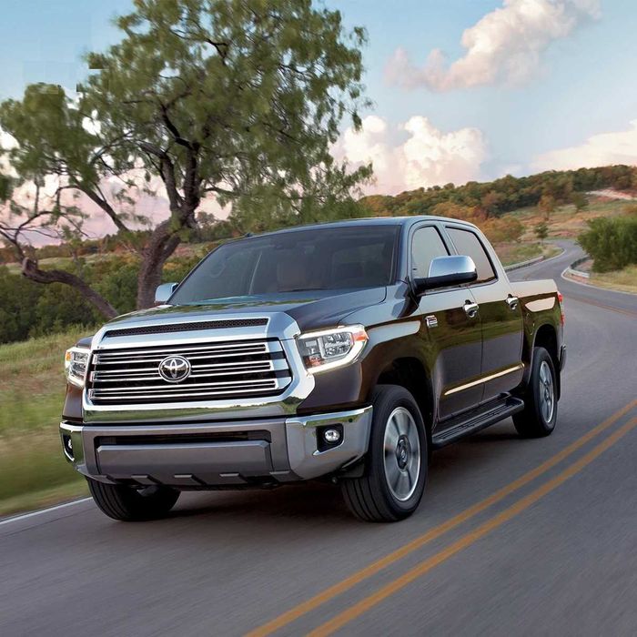 Комплект LED фарове за Toyota Tundra 2014 - 2021