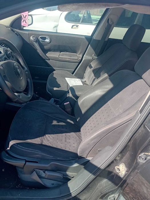 Рено Меган 2 1.5DCI НА ЧАСТИ