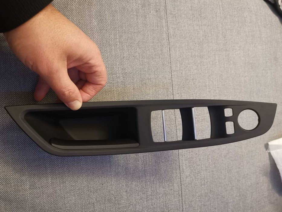 BMW дръжка панел БМВ F10 F11 F18
