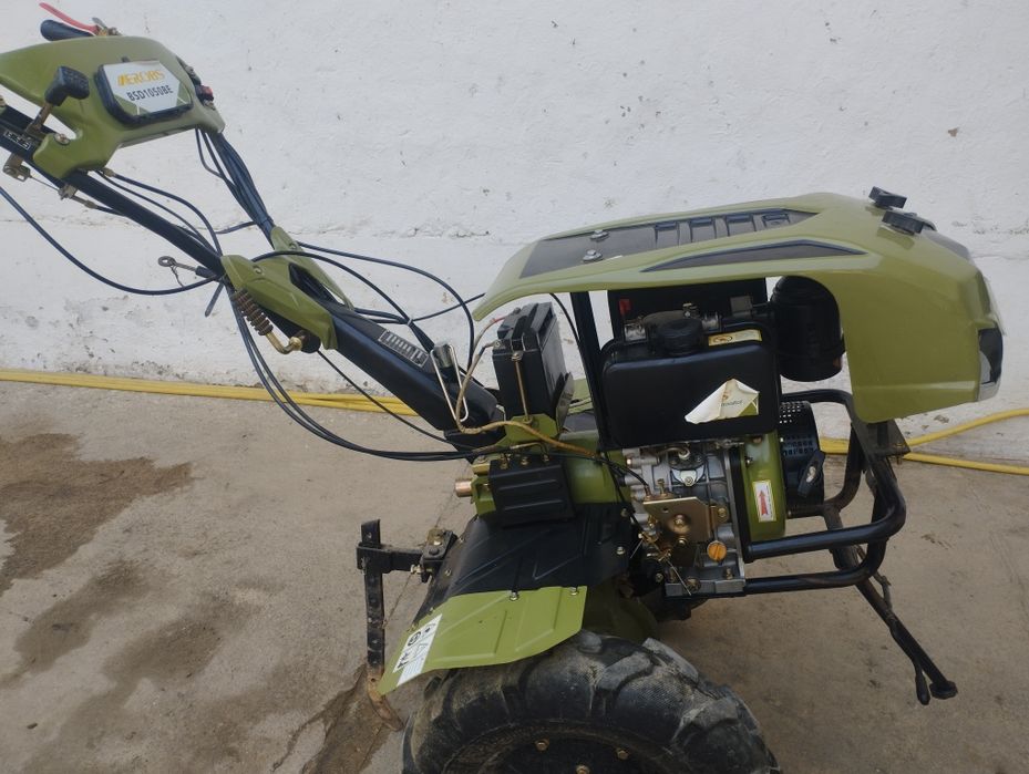 Ассалому алайкум! Мотоблок дезельное сотилади!