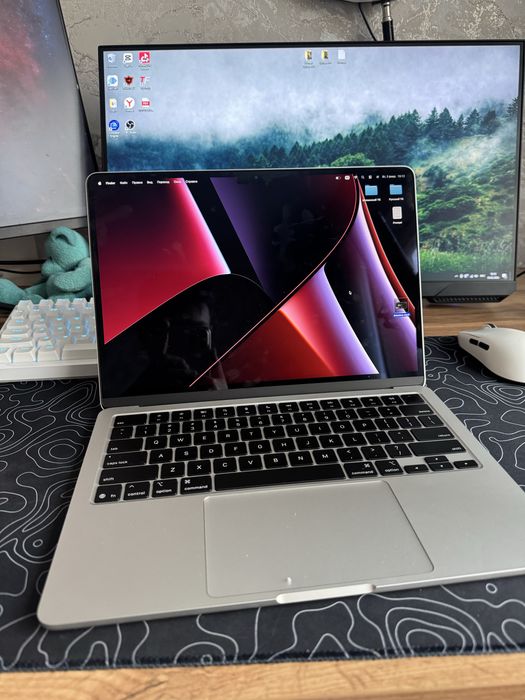 Macbook Air 13’6 M4 Год 2025, 256/16