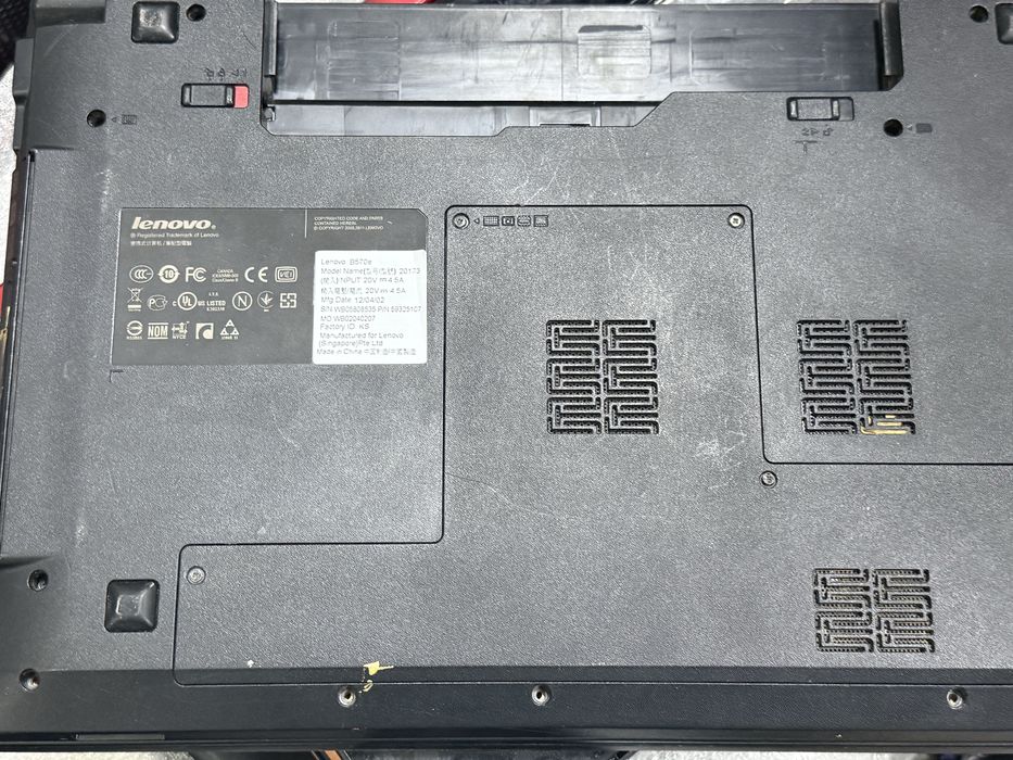 Корпус ноутбука Lenovo b570!