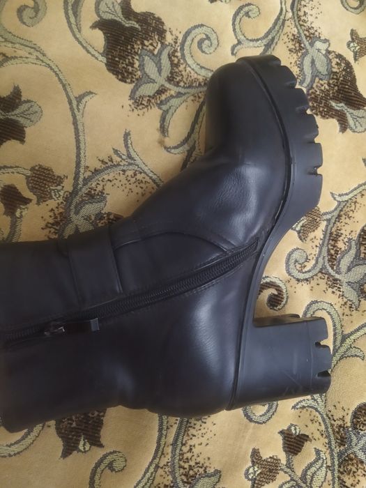 Полусапожки демисезонные.