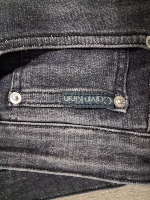Blugi Calvin Klein, marimea 33x32,noi