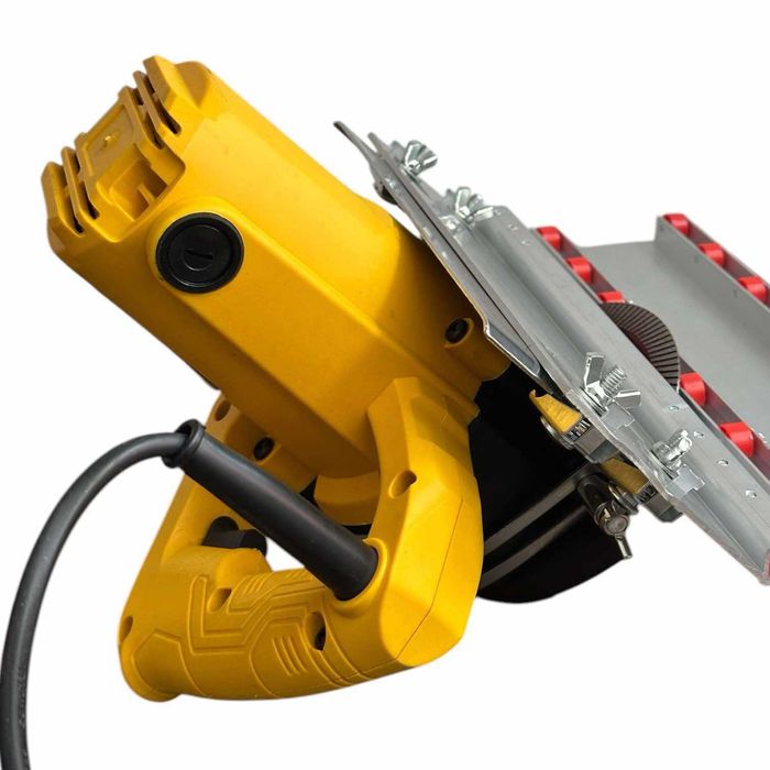 Машина за рязане на плочки, камък, дърво, под ъгъл 45 градуса+диск