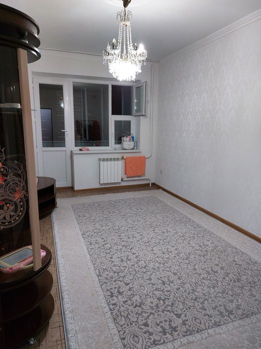 3 комн. кв в 30 мкр, 183/1 д. Этаж 2