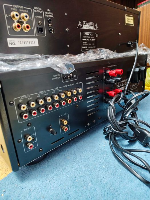 Onkyo Integra A-809 и Onkyo Integra DX-6850