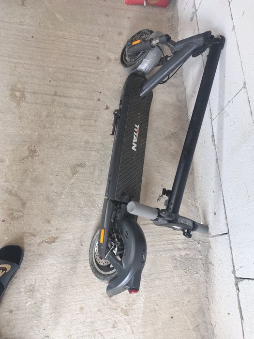 Vnd trotinete electrica Titan