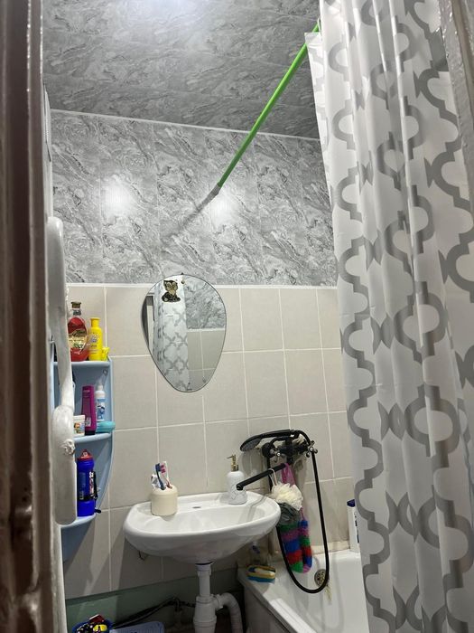 Продам 4-х комнатную квартиру.