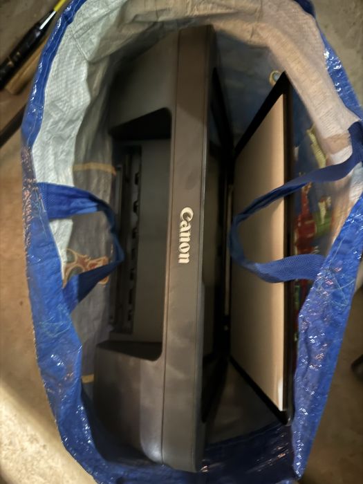Продам Принтер Canon