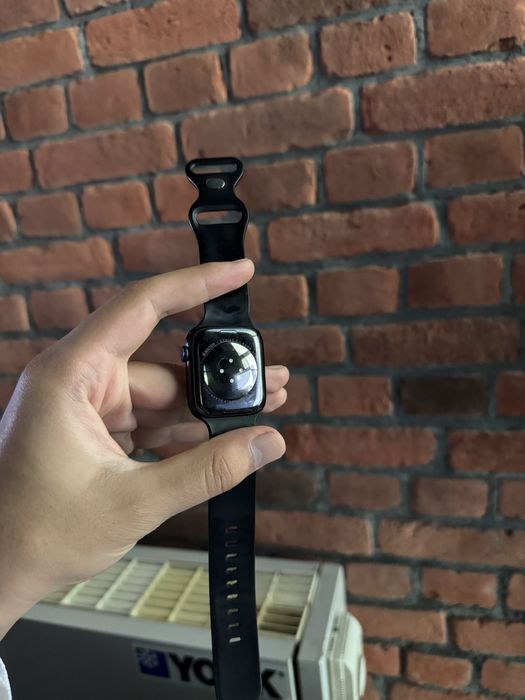 Iwatch 9 45 64 gb