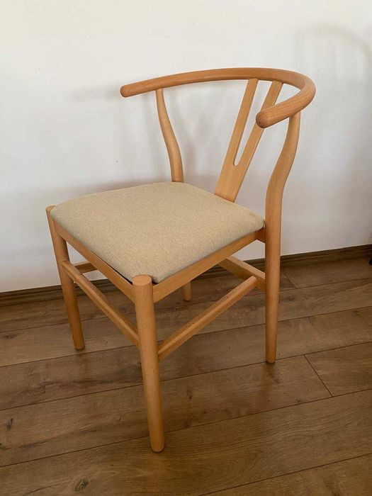 Scaune lemn Wishbone pentru evenimente restaurant cafenea HoReCa