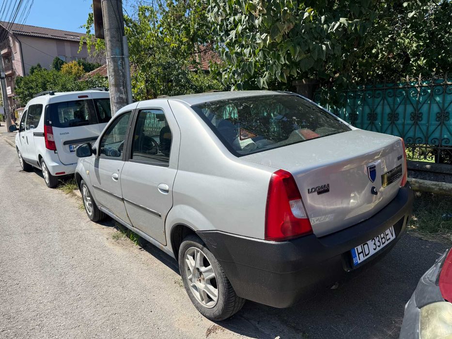 Vând Dacia Logan 1.6 16V, an 2006