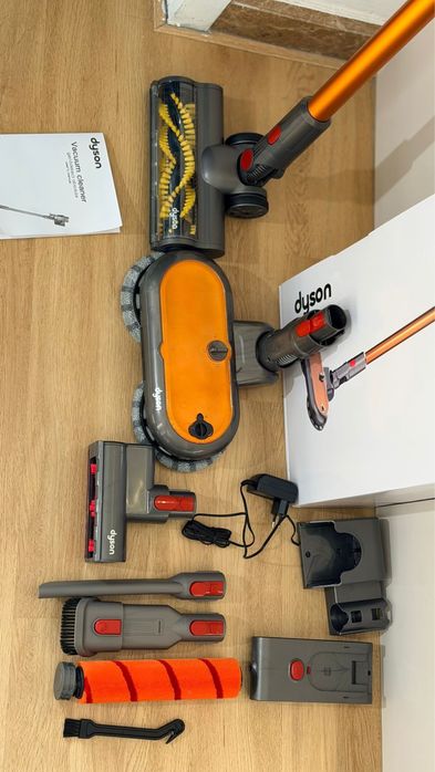 Моющий пылесос Dyson 16