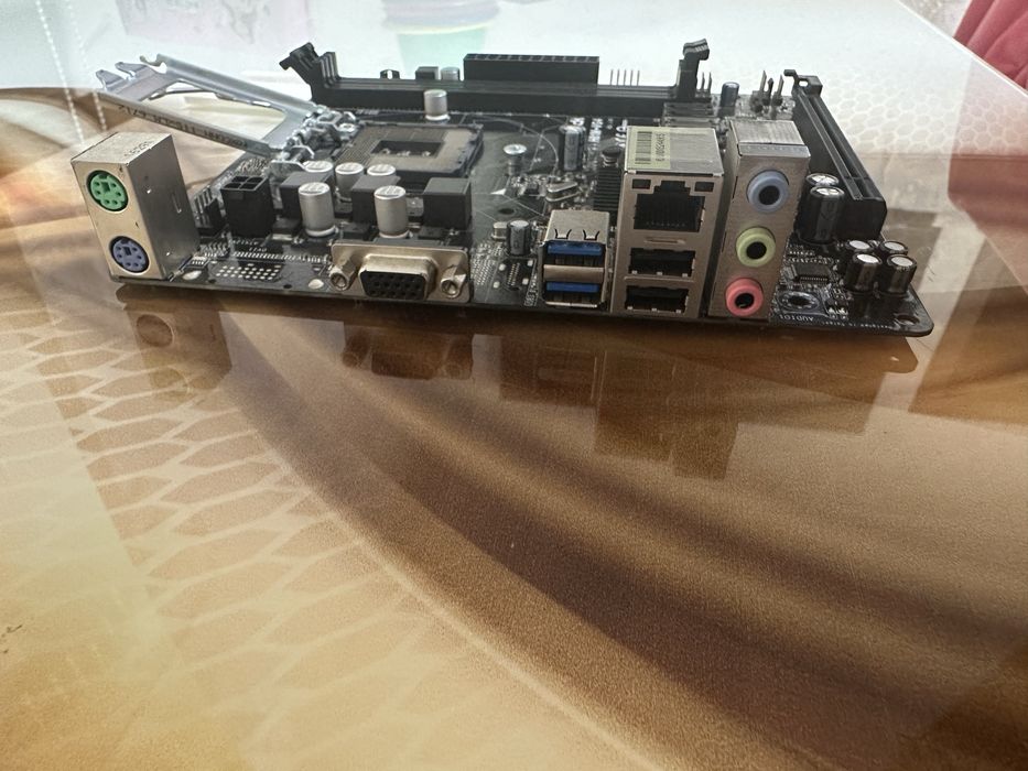 Материнская Плата Asrock 1150,