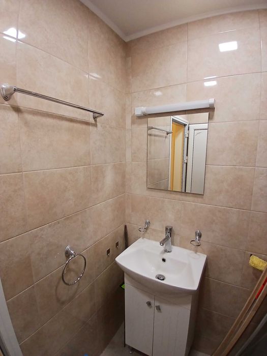 Дава се под наем Четиристаен апартамент в Стара Загора, Център - 90 кв.м за 357 € - Снимка #12