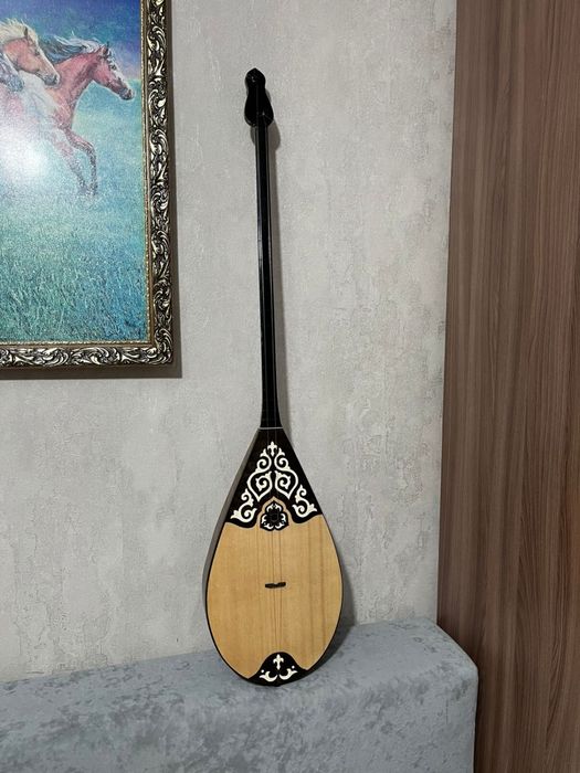 Продам новую домбыру