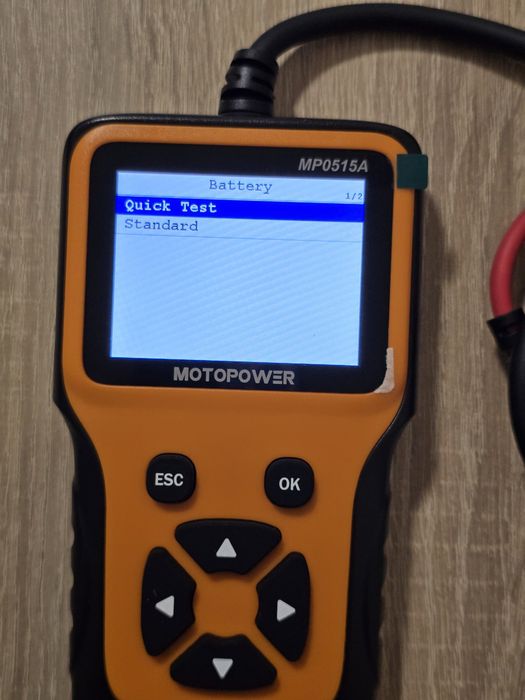 Tester Baterie Auto MOTOPOWER MP0515A – 12V, 100–2000 CCA