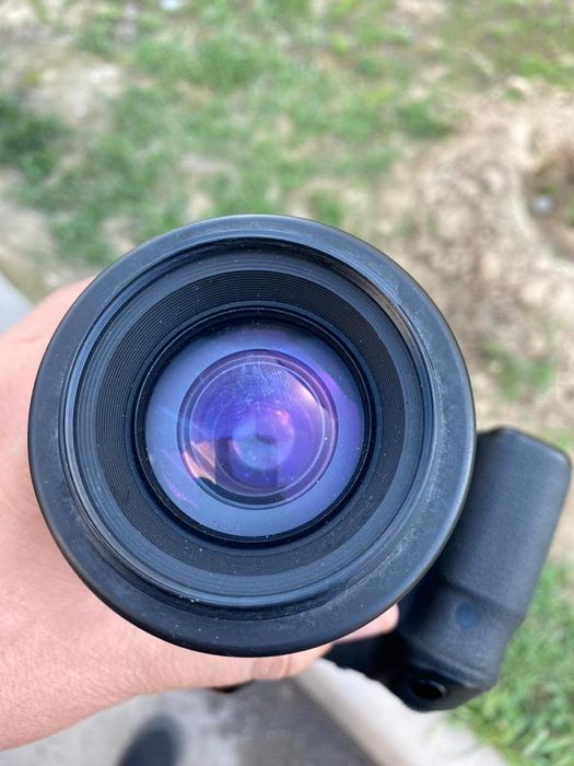 Объектив. Тамрон  телевик 80 210