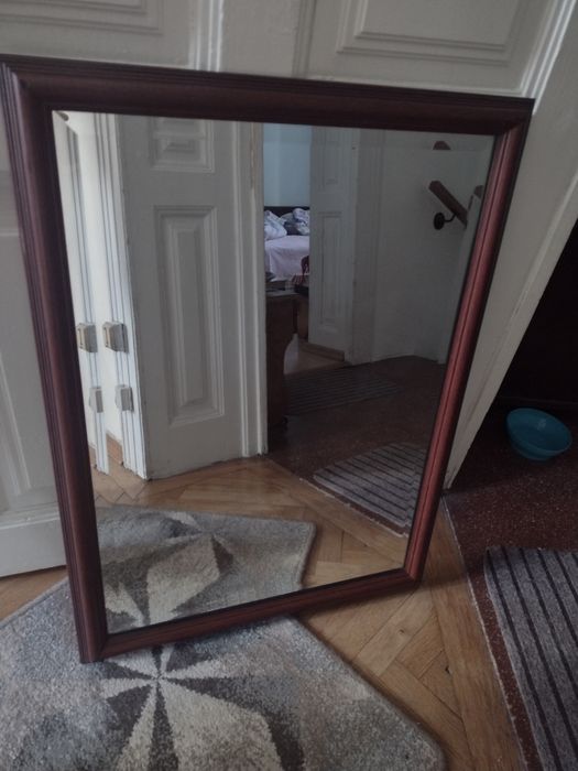 Oglinda de perete 80/60 deosebita