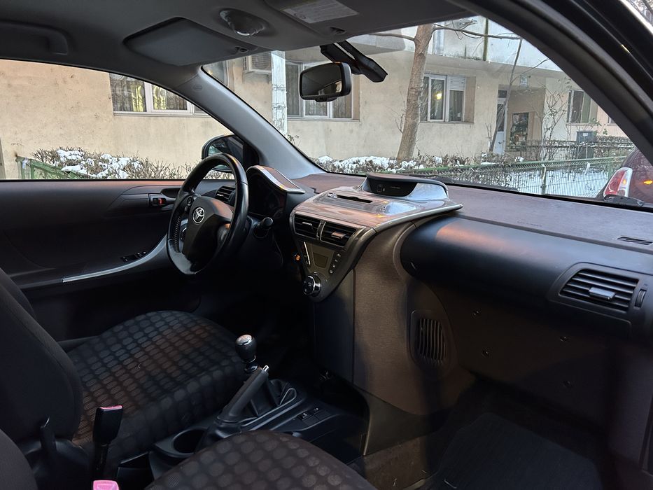 Toyota IQ 2009 1.0 benzina