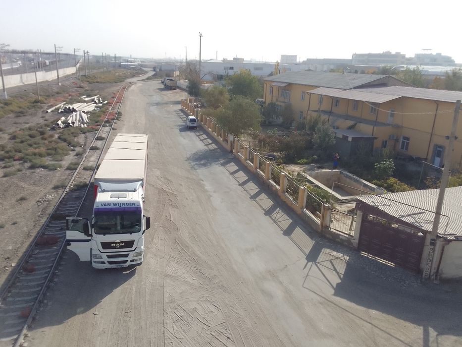 Urganch shaharida 120 kv sotiladi