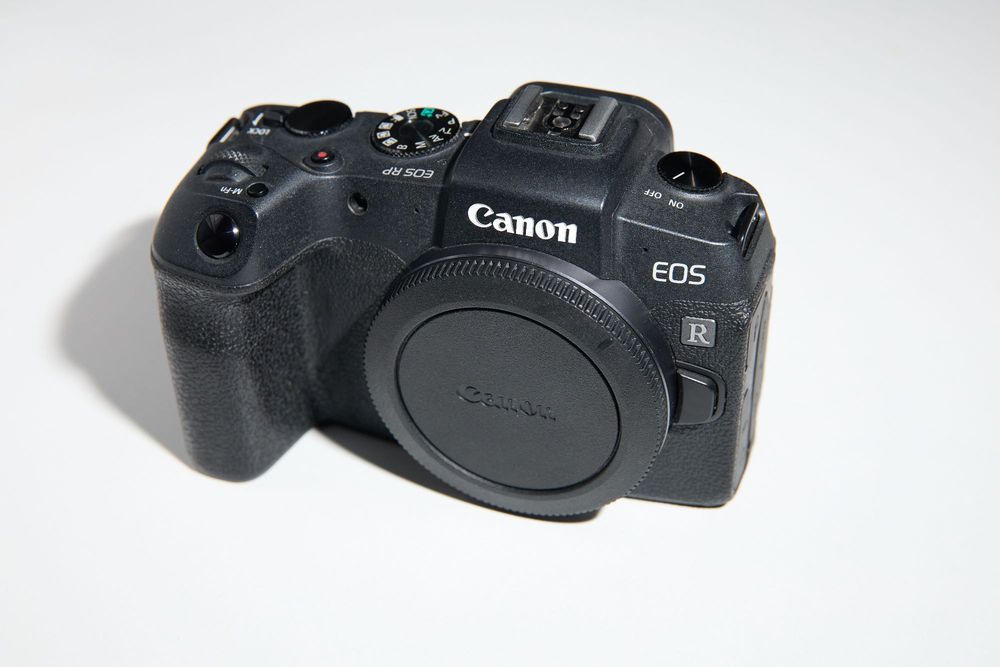 Canon RP  (Body)