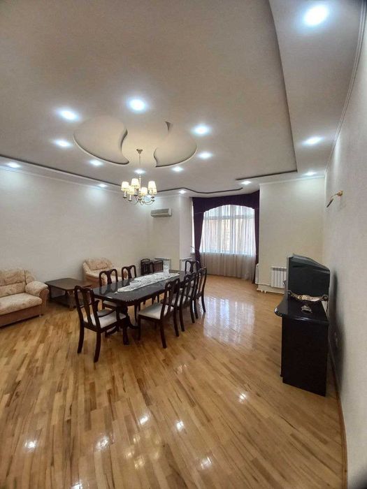 Продается квартира Ориентир - Ц-1, Black star burger 4\5\5