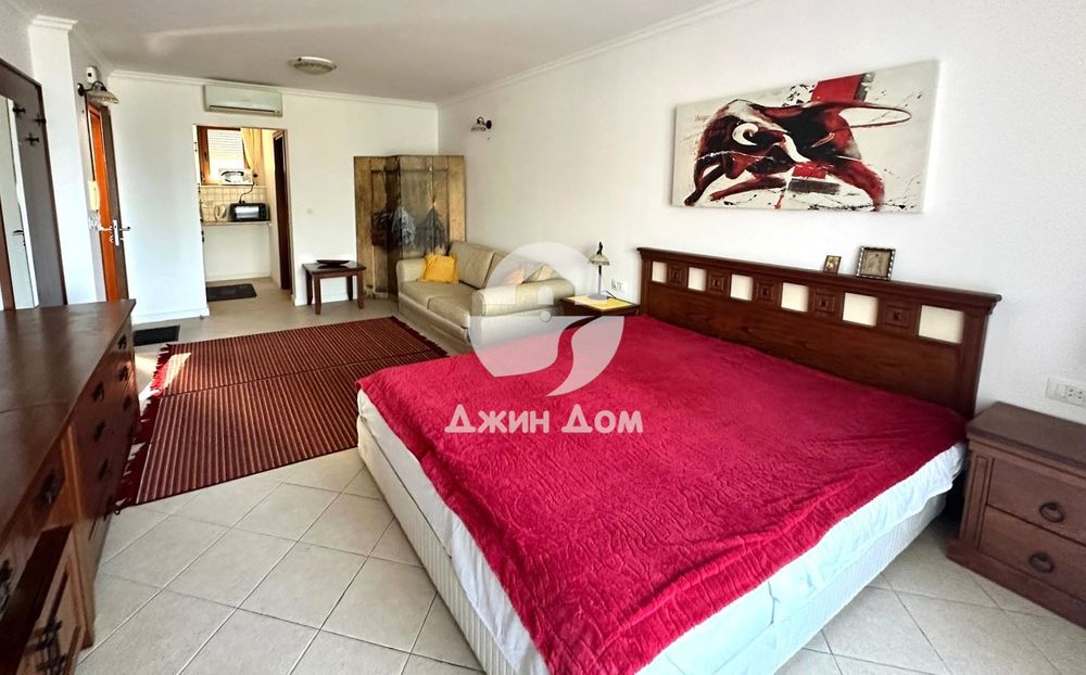 Продава се Едностаен апартамент в Созопол - 52 кв.м за 863 €/кв.м - Снимка #3