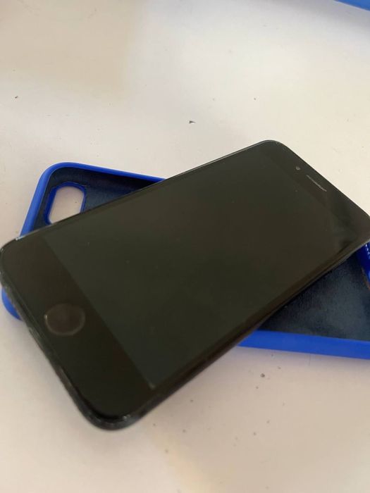 айфон 7 128гб почти идеал