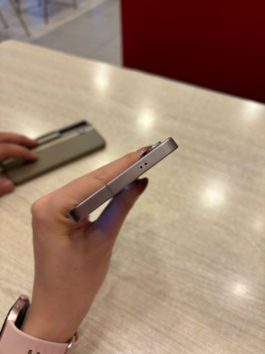 Samsung galaxy s25 256
