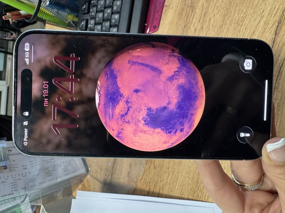 Айфон 15     Pro