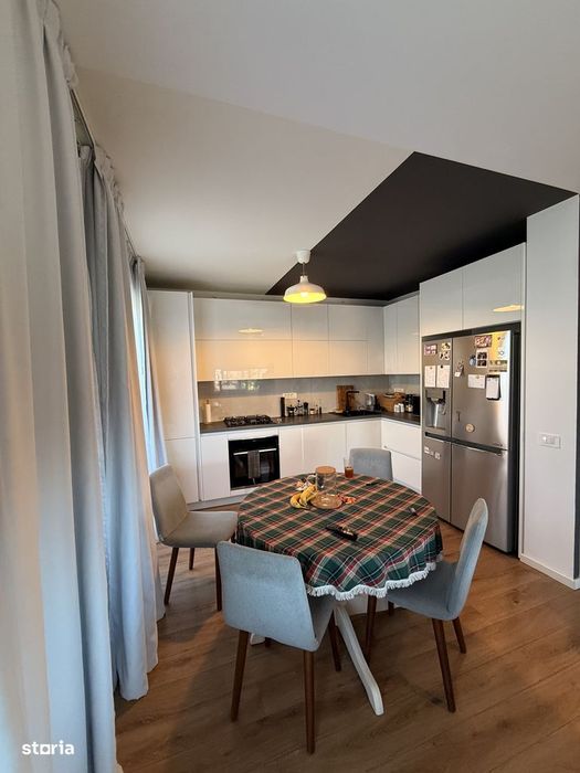 Apartament 3 camere Europa, terasă panoramică, 2 parcări incluse