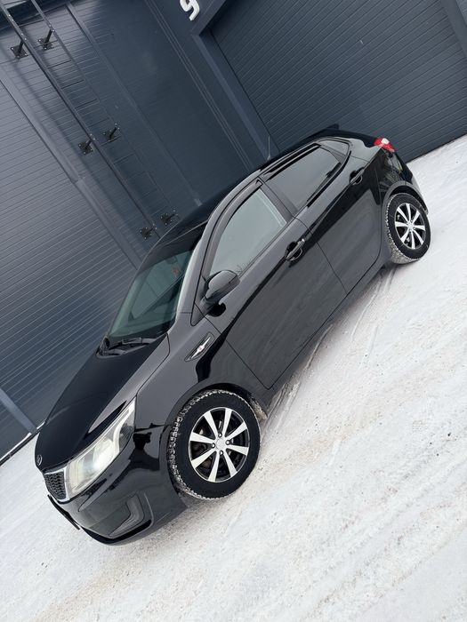 Продам Киа Рио Автомат.