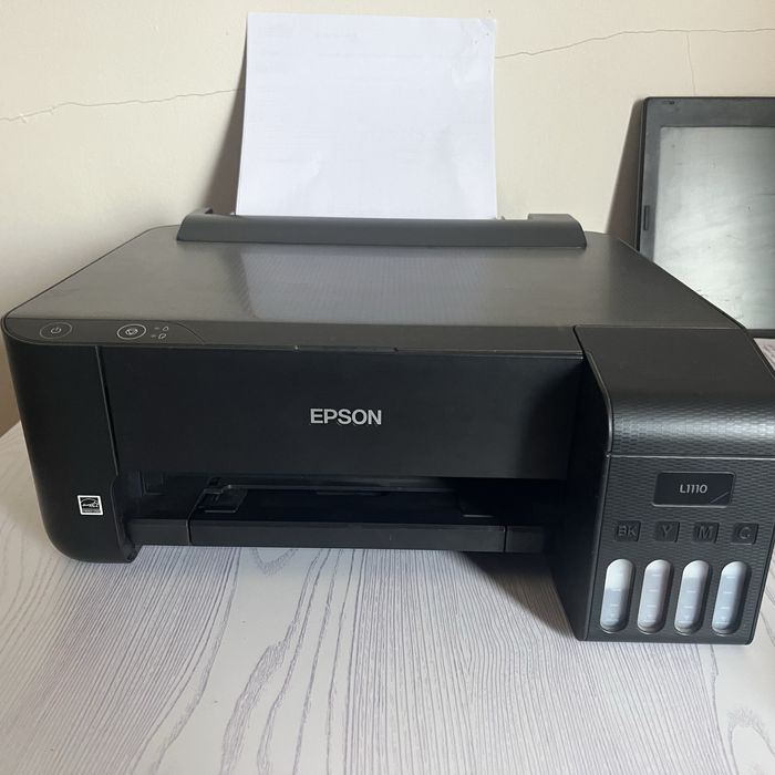 Цветной принтер Epson