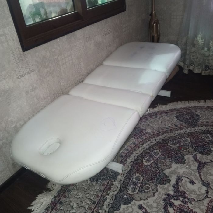 Электронная кушетка с пультом управления