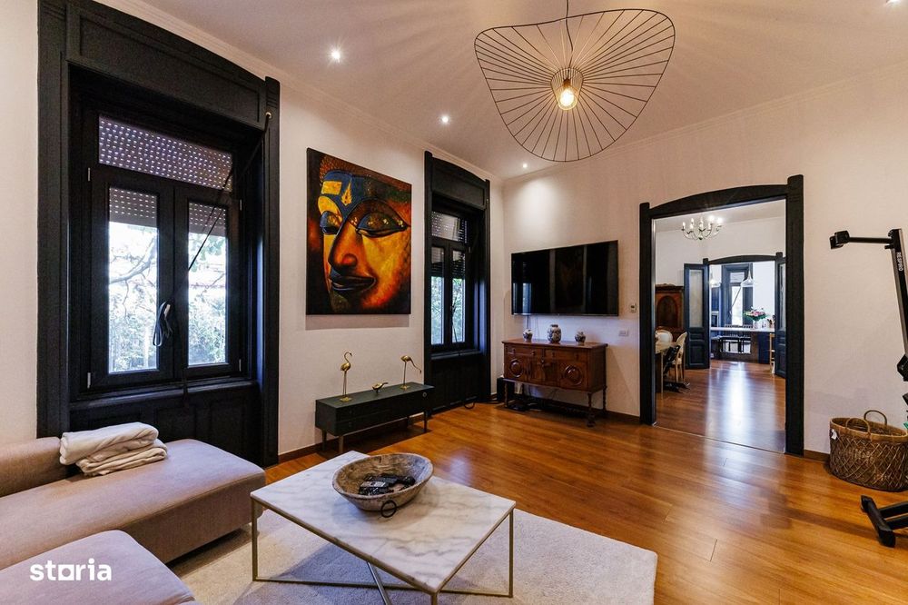 Casa cu Personalitate – Un Amestec Fascinant de Stil Istoric și Contem