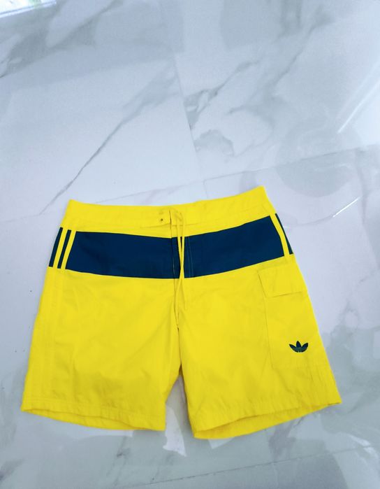 Bermude Adidas pentru baie sau sport