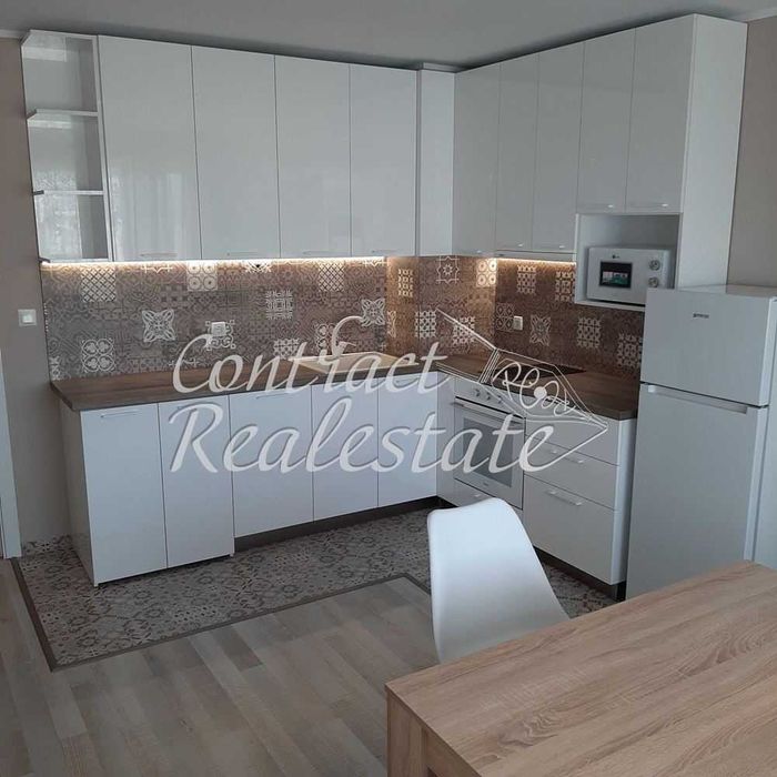 Дава се под наем Двустаен апартамент в Варна, Кайсиева градина - 60 кв.м за 408 € - Снимка #1