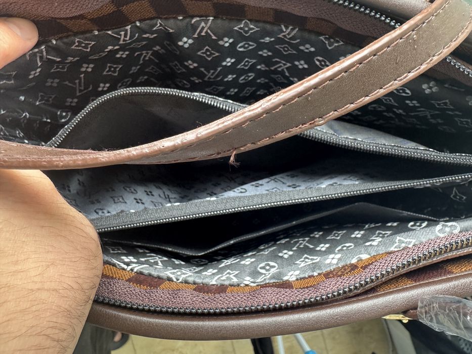 Set geanta si portofel LV