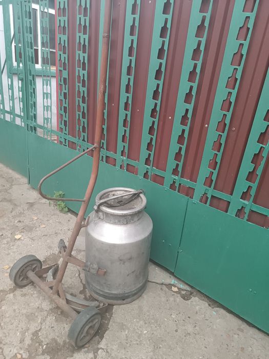 Продам флягу с телегой