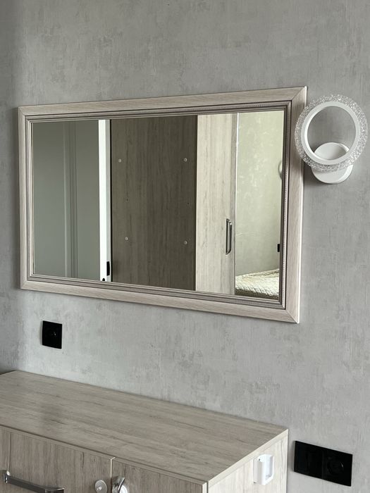 Продам спальный гарнитур